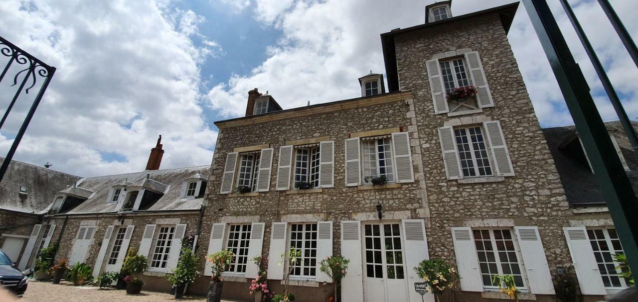 La Folie Hubert Apartment เมิง-ซูร์-ลัวร์ ภายนอก รูปภาพ