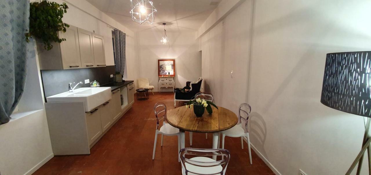 La Folie Hubert Apartment เมิง-ซูร์-ลัวร์ ภายนอก รูปภาพ